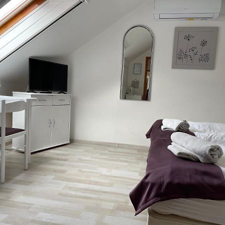 Bed and Breakfast Szentesi Panzió Fertőrákos Esterno foto