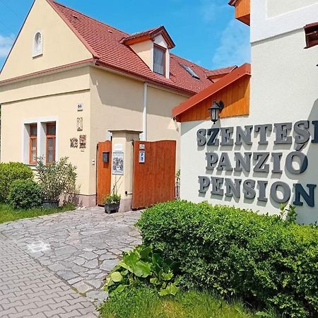 Bed and Breakfast Szentesi Panzió Fertőrákos Esterno foto