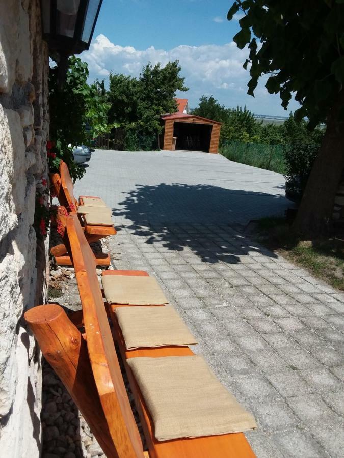 Bed and Breakfast Szentesi Panzió Fertőrákos Esterno foto
